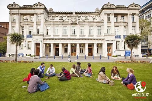 Queen Mary University of London